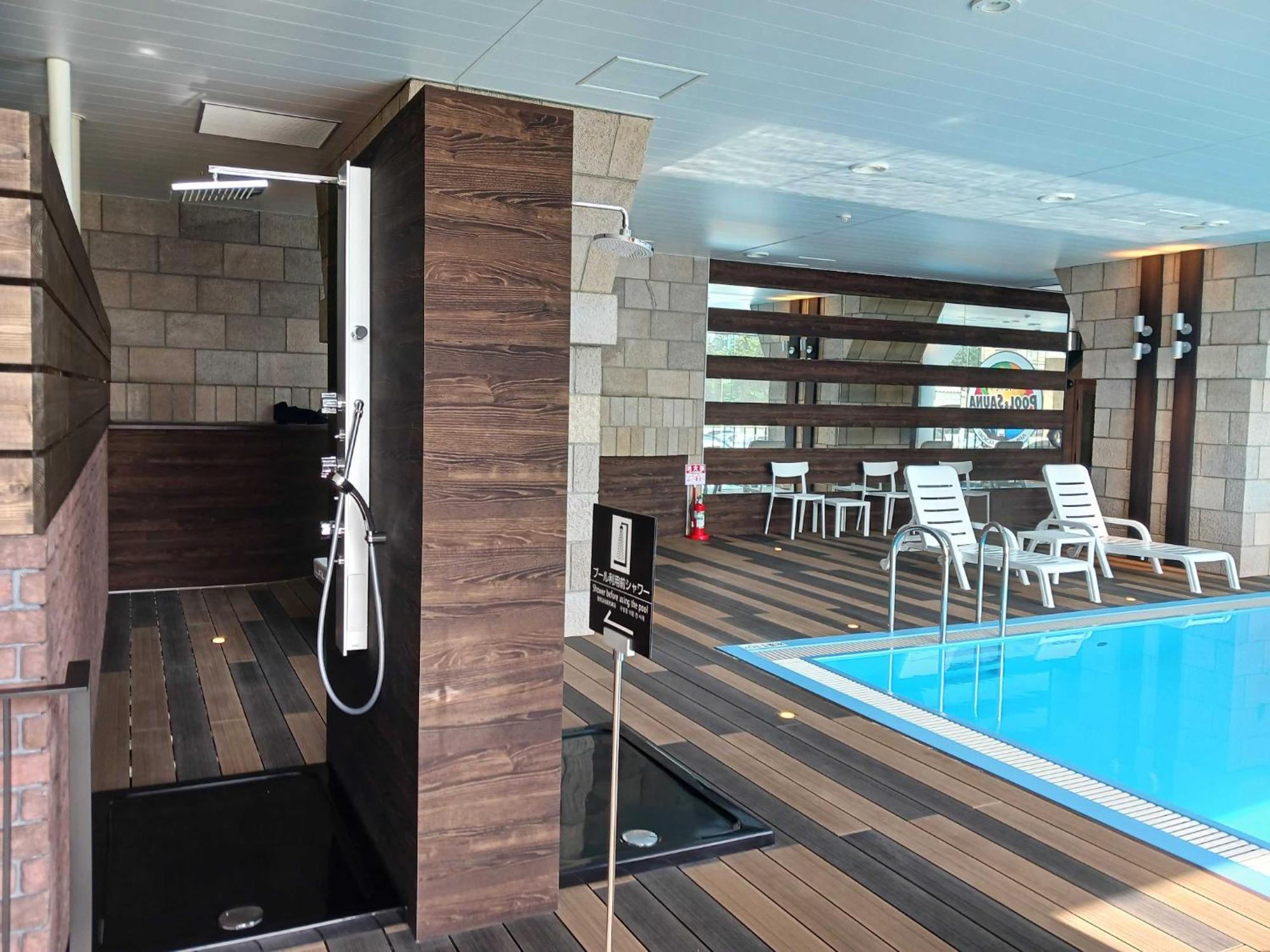 โรงแรม โรงแรมและรีสอร์ทอะป้า 3*